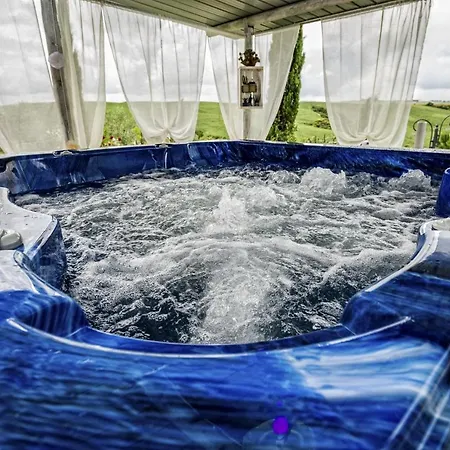 Sleeps 7 Pool Wifi דירה *